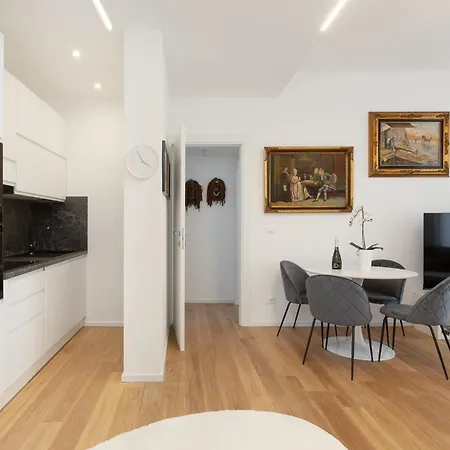 Apartment Aqua Domus Trieste